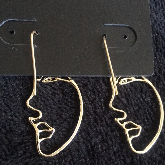 The Limited Half Face Silver Tone Earrings - Picture 5 of 5